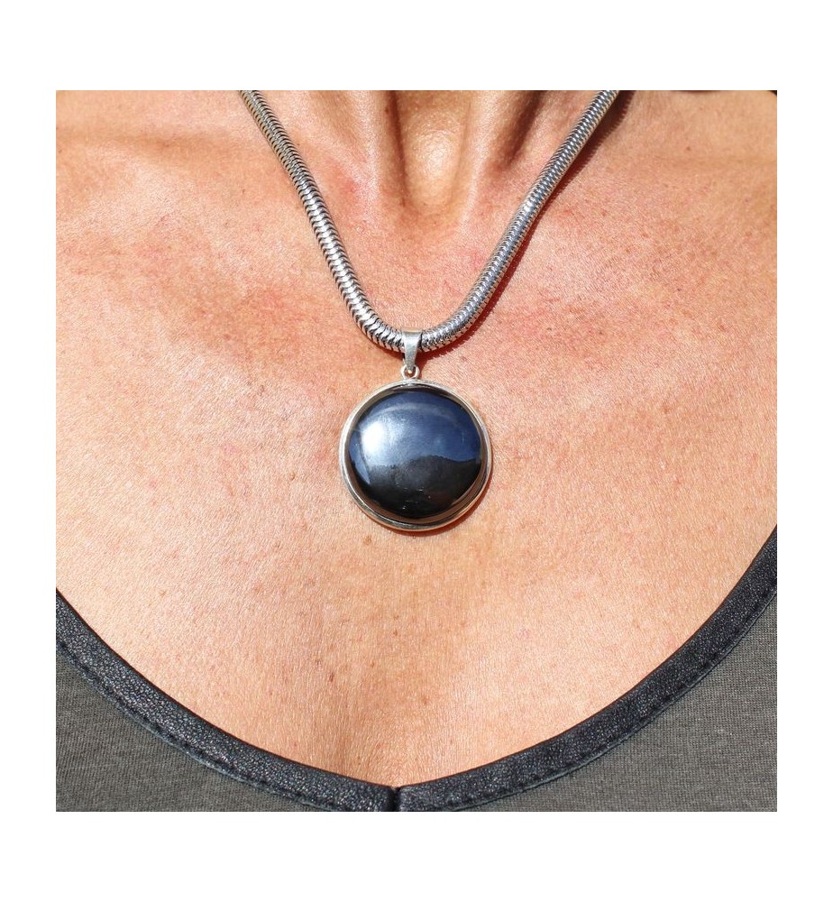 pendentif hematite femme