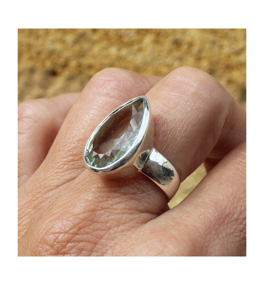 bague argent et pierre verte
