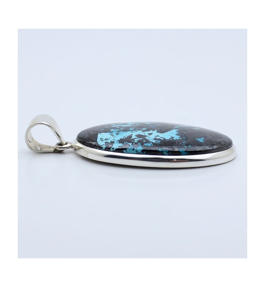 pendentif argent et pierre bleue
