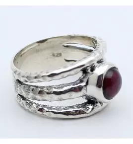 bague argent et grenat