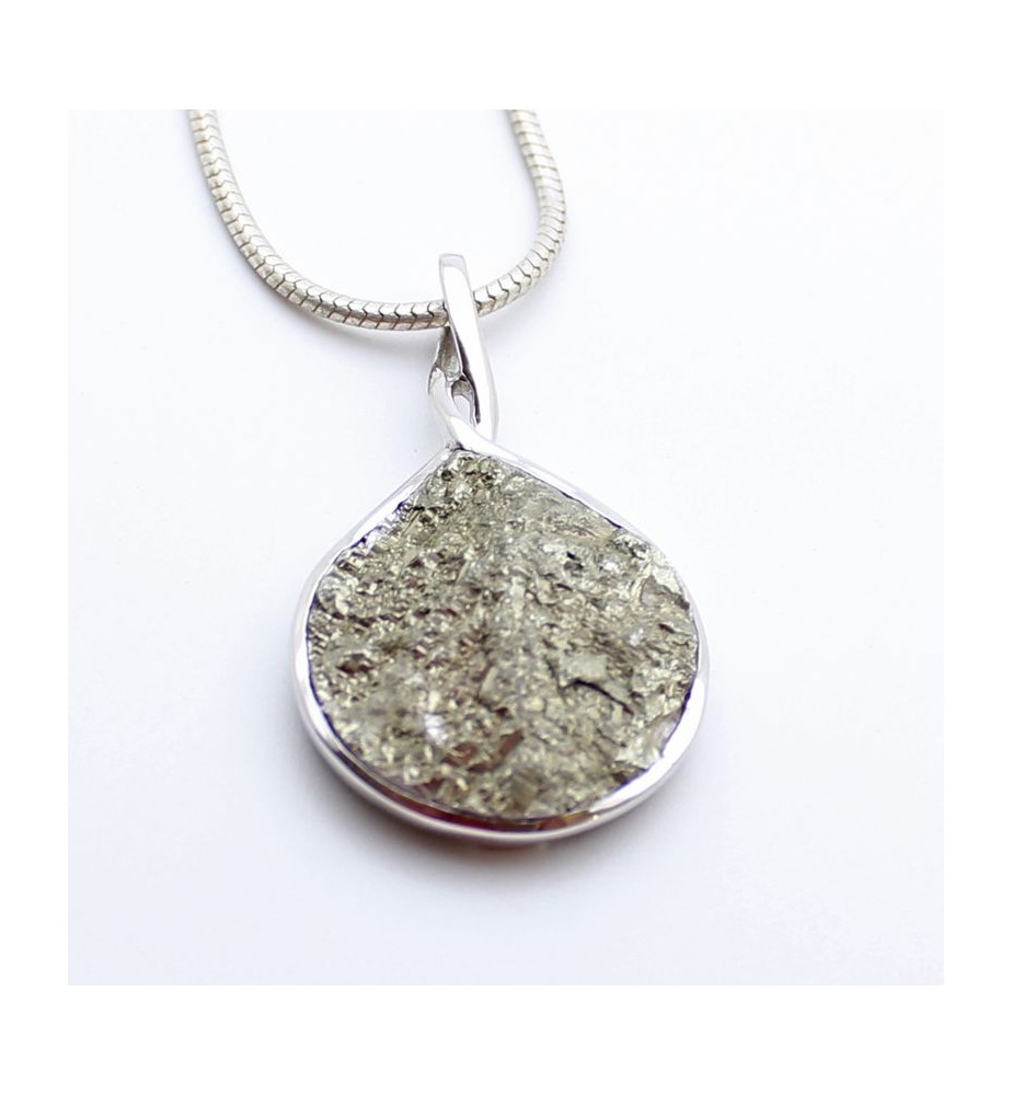 pendentif argent et pierre dorée