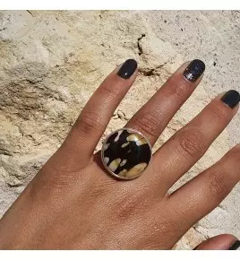 bague en argent et peanut wood
