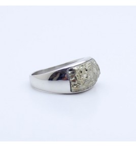 bague argent et pierre dorée