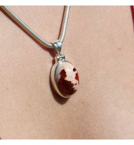 pendentif avec opale
