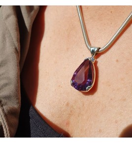 pendentif améthyste facettée