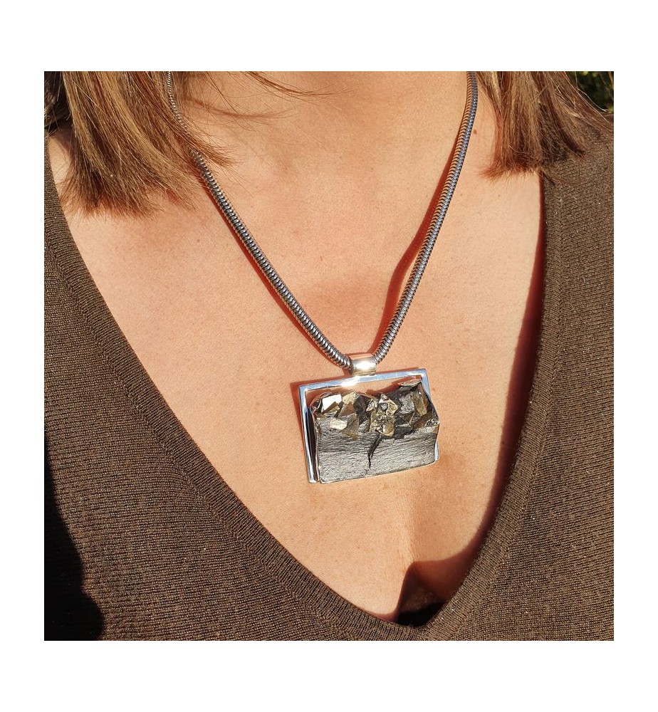 pendentif pyrite ardoise