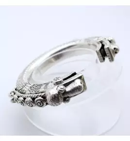 bracelet dragon