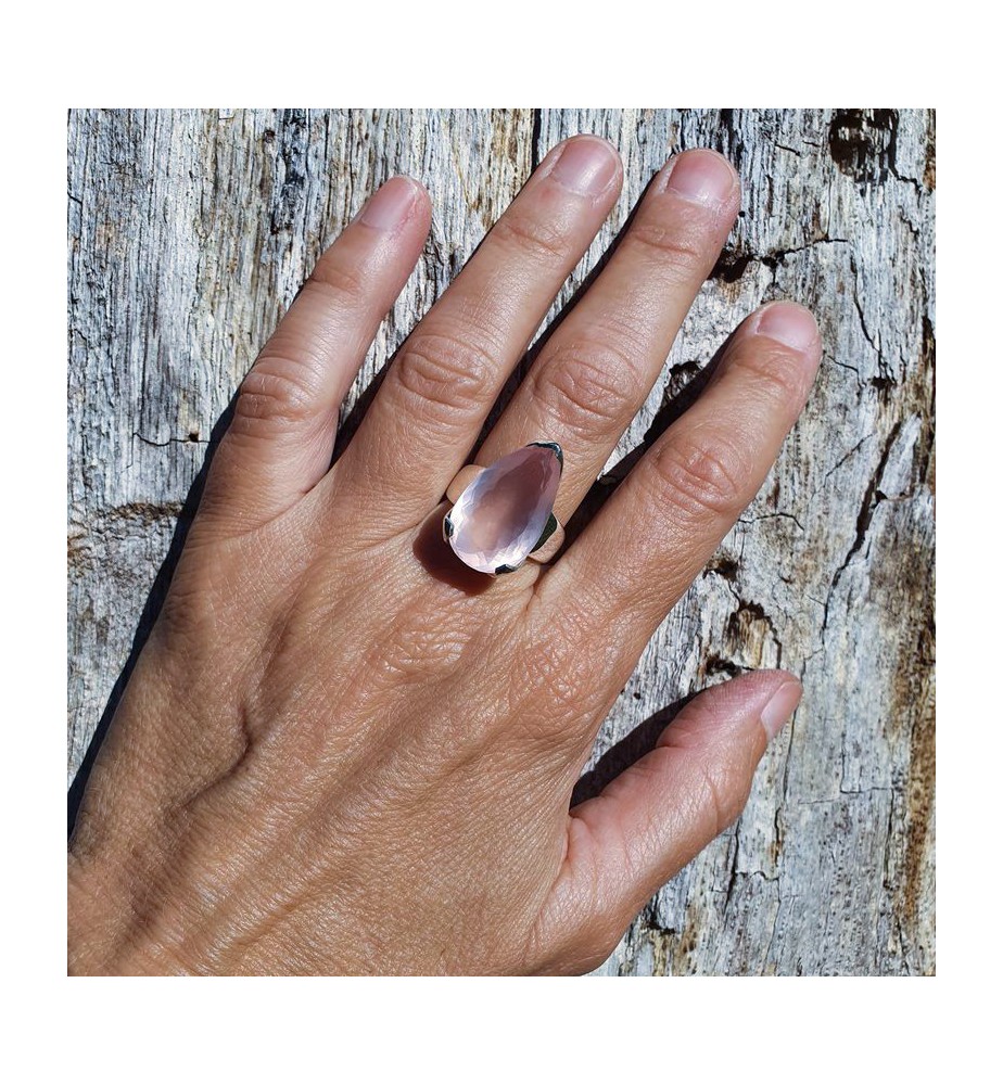 quartz rose facettée