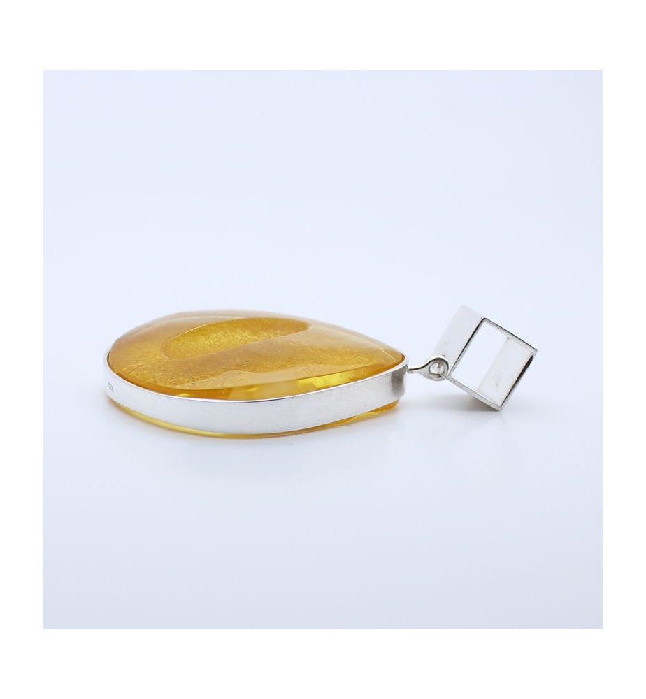 pendentif ambre brut