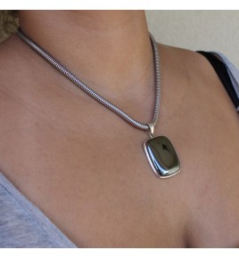 pendentif hematite femme