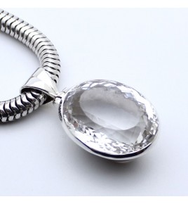 pendentif argent et cristal de roche