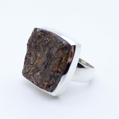 astrophyllite bijou