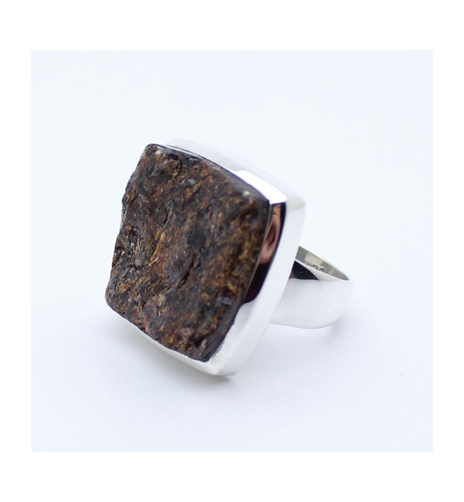 astrophyllite bijou