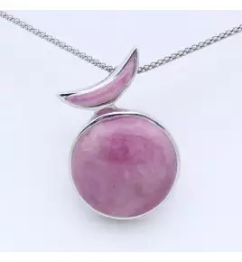 pendentif avec rubis