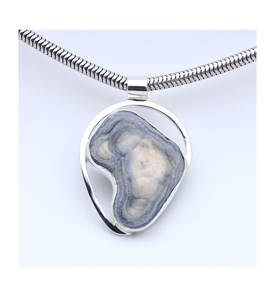 pendentif calcédoine bleue