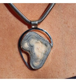 calcédoine bleue pendentif
