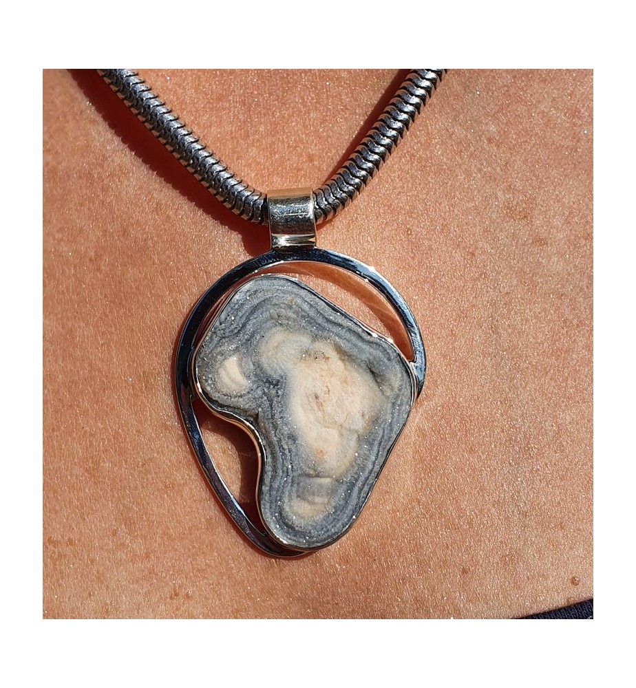 calcédoine bleue pendentif