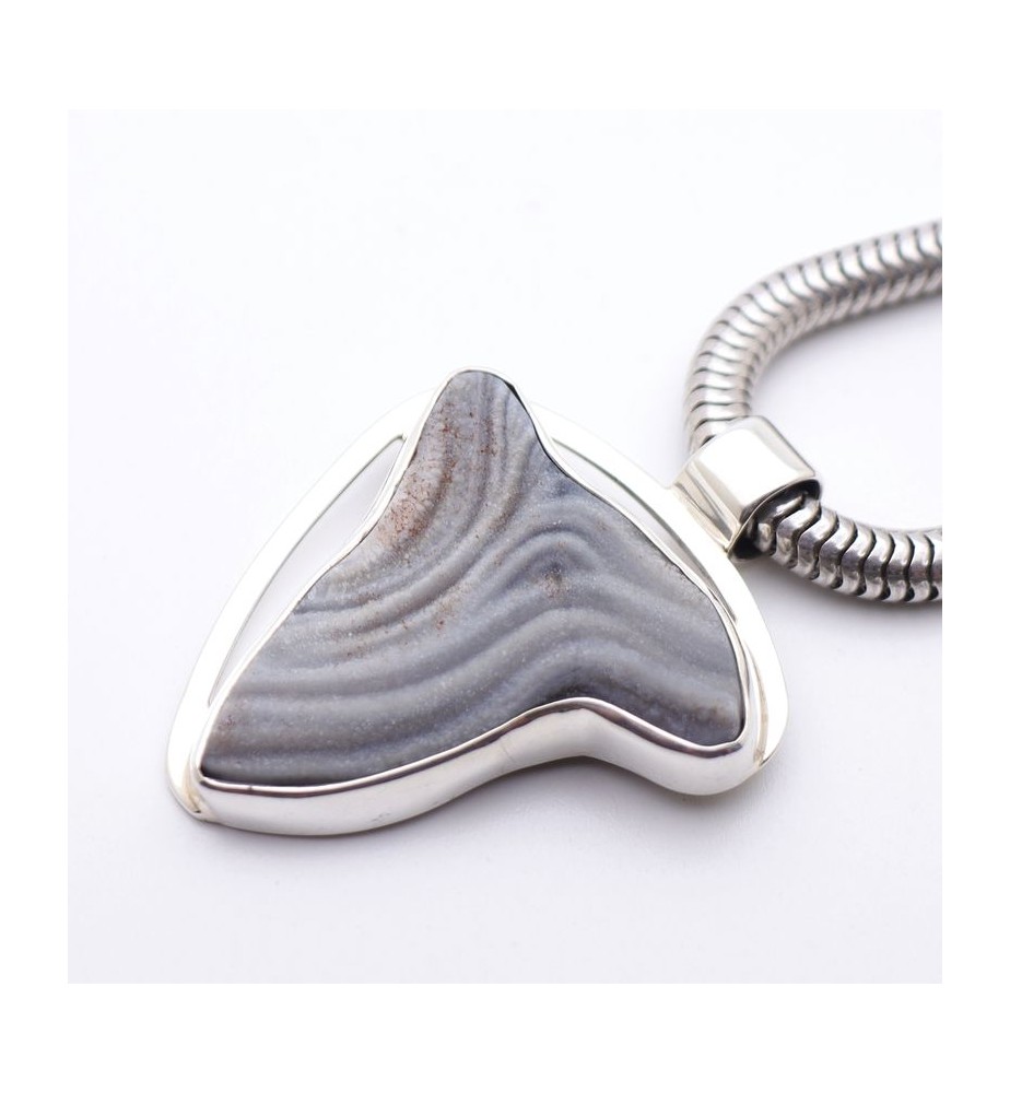 calcédoine bleue bijoux