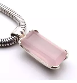 pendentif pierre rose