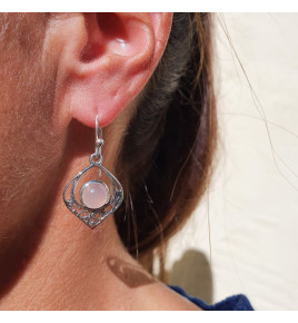 boucles d'oreilles pendantes