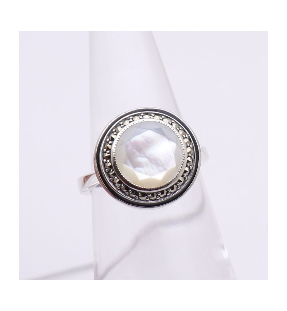 bague nacre