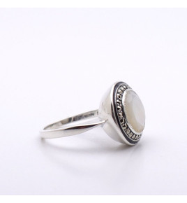 bague nacre blanche argent