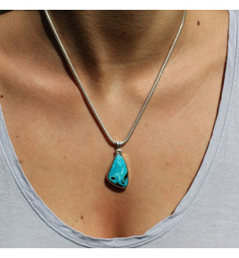 pendentif pierre bleu turquoise
