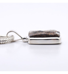 pendentif pierre brute bijoux