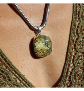 pendentif ambre baltique naturel