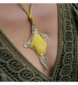 collier ambre