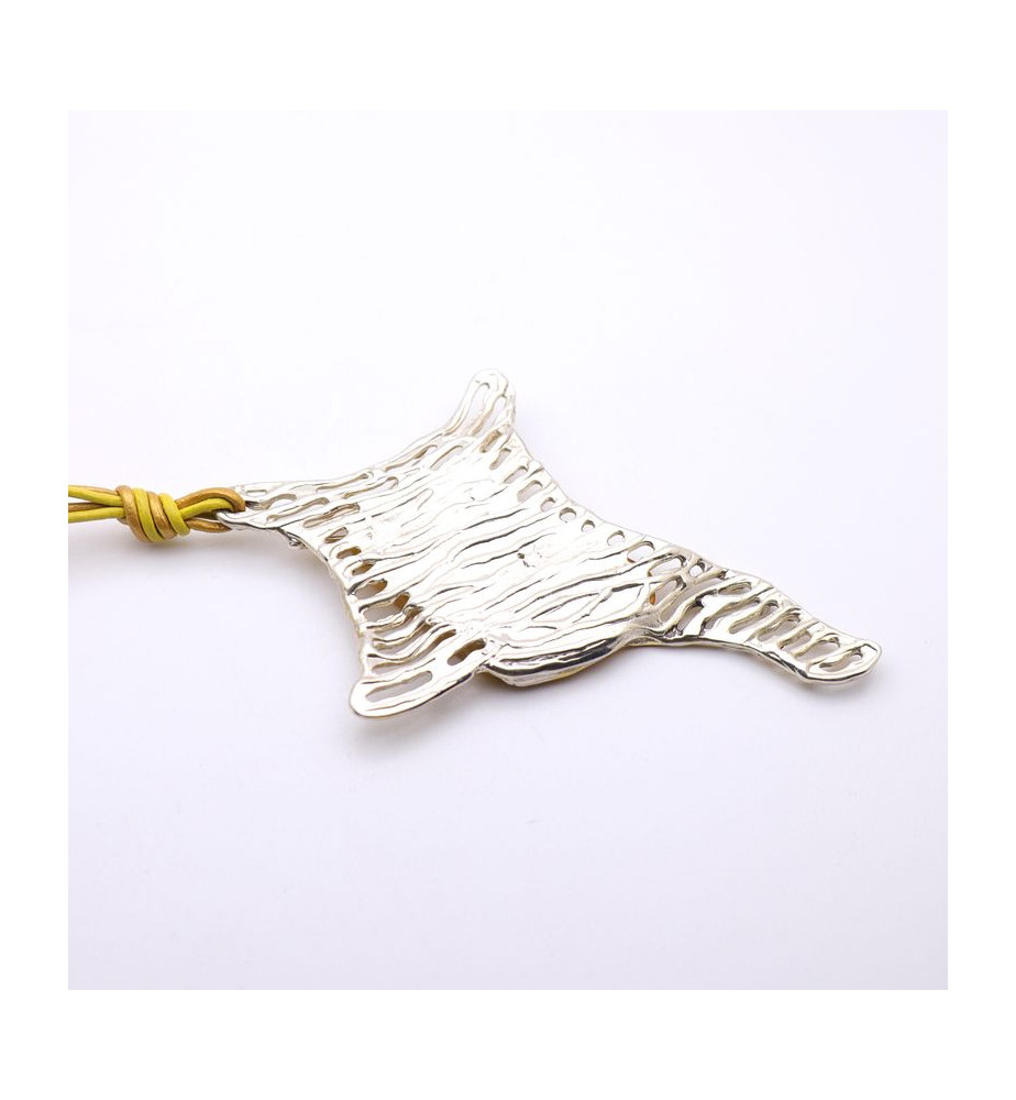 pendentif ambre véritable