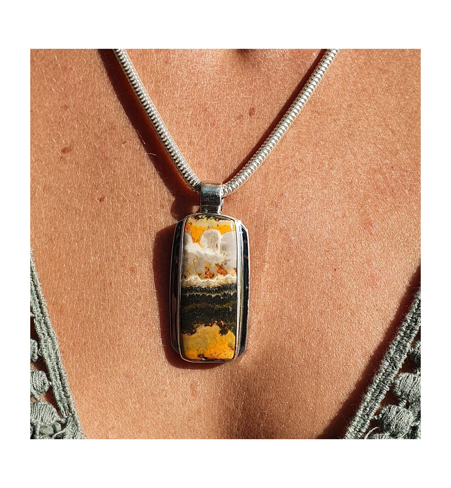 pendentif jaspe bourdon