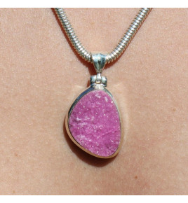 pendentif pierre brute