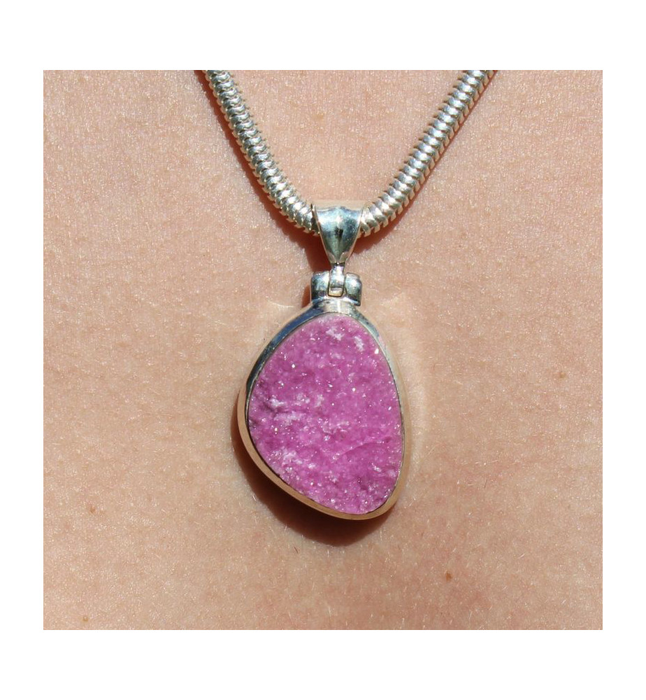 pendentif pierre brute