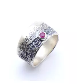 rubis bijoux