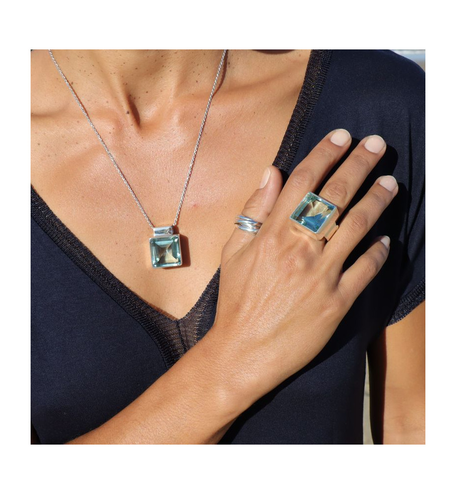 Pendentif Collier Vintage Années 80 - Émail Bleu Clair Sur Plaque Argentée Carrée - Modèle *3446