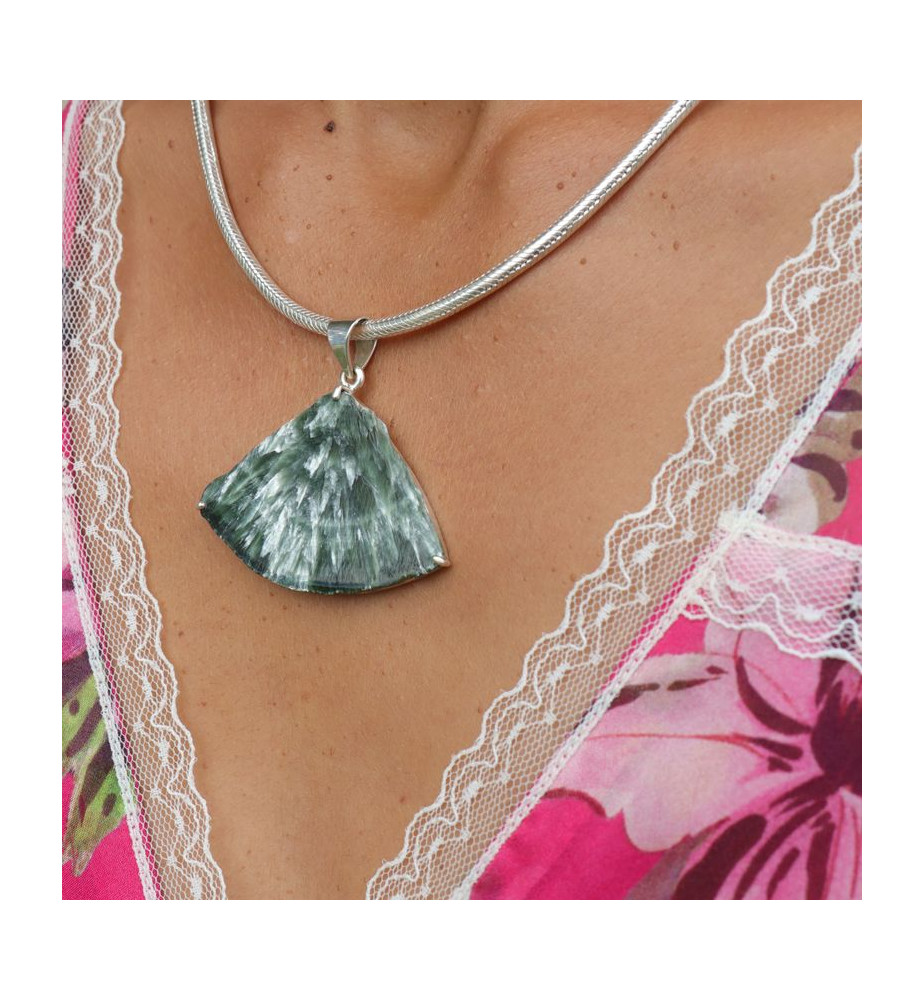 pendentif séraphinite