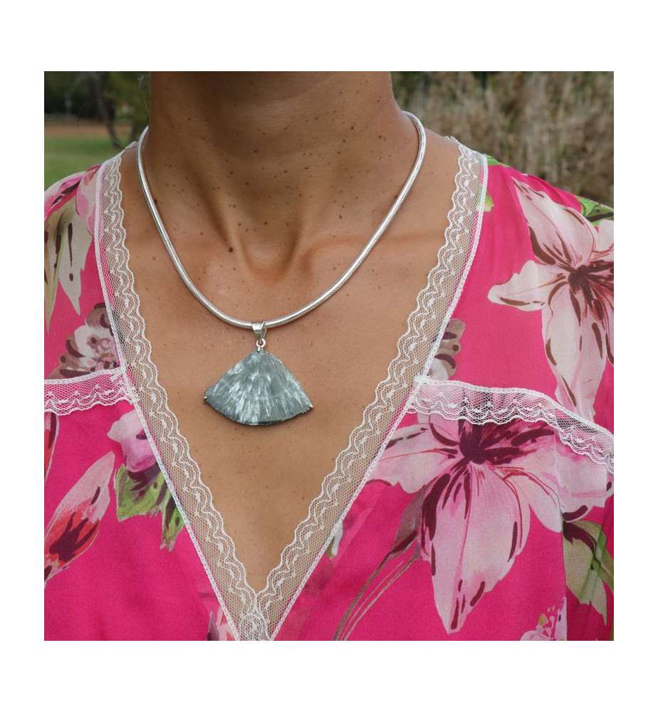 pendentif argent pierre verte