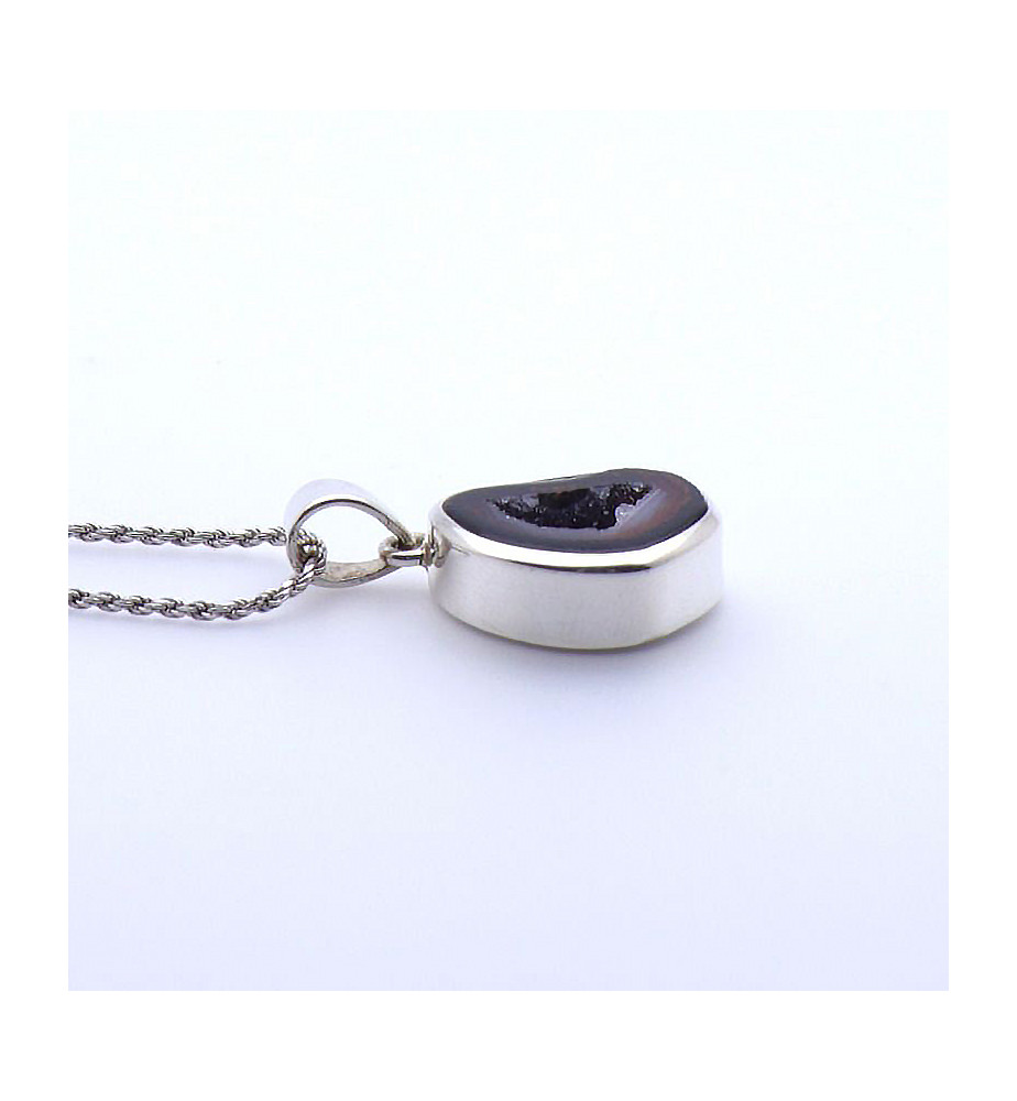 pendentif geode quartz