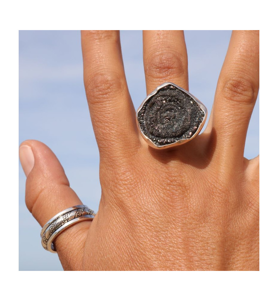 bague calcédoine grise naturelle