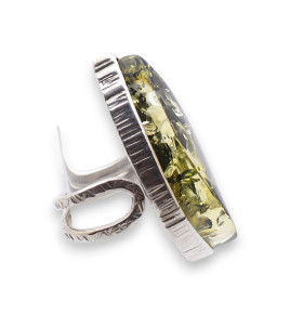 bague ambre verte