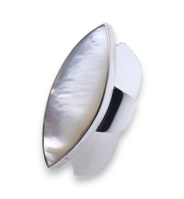 bague nacre blanche