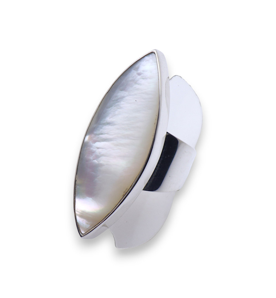 bague nacre blanche