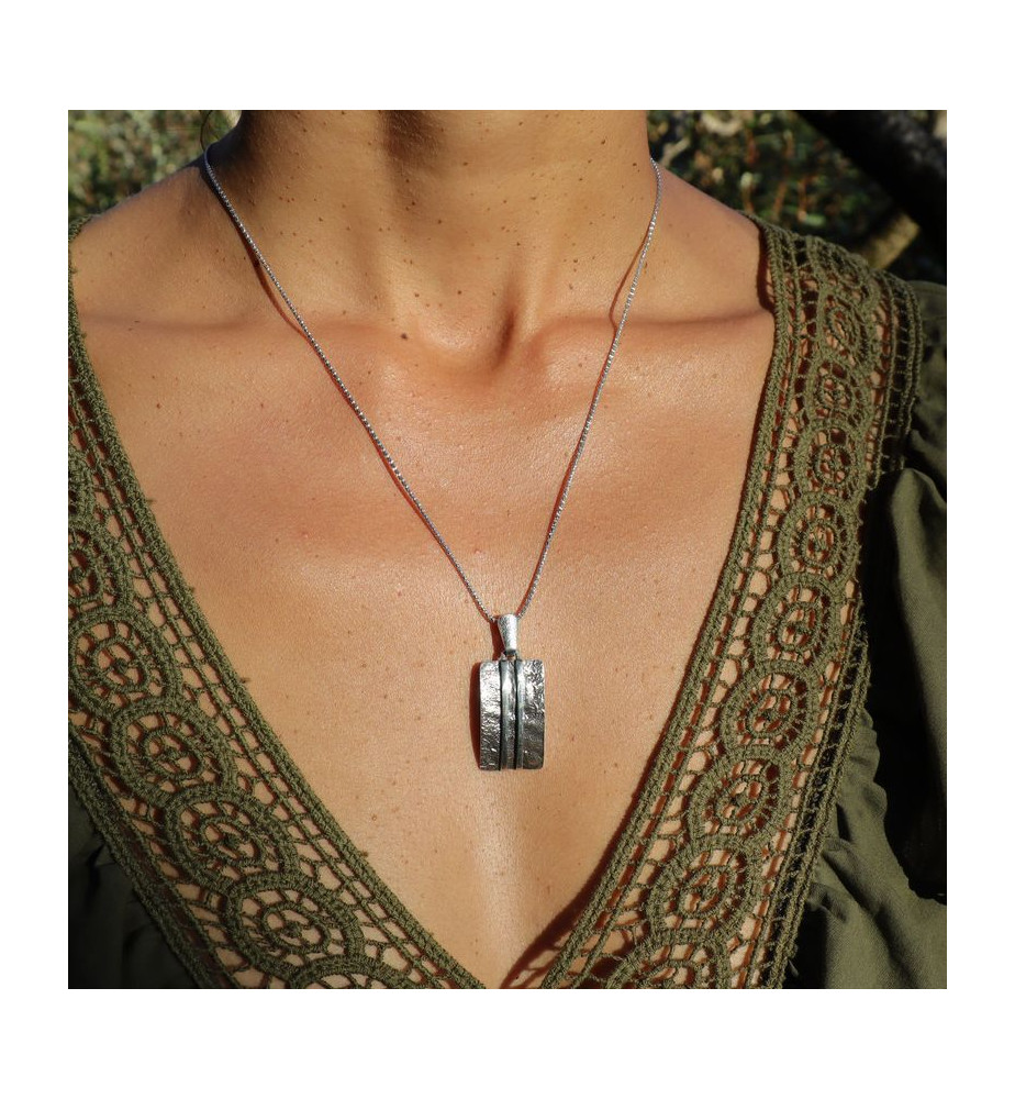 Pendentif en argent 925 texturé avec deux bandes d'argent poli