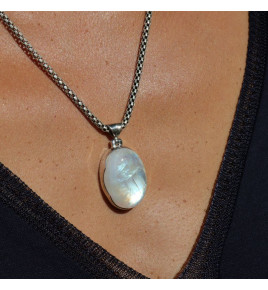 pendentif pierre de lune