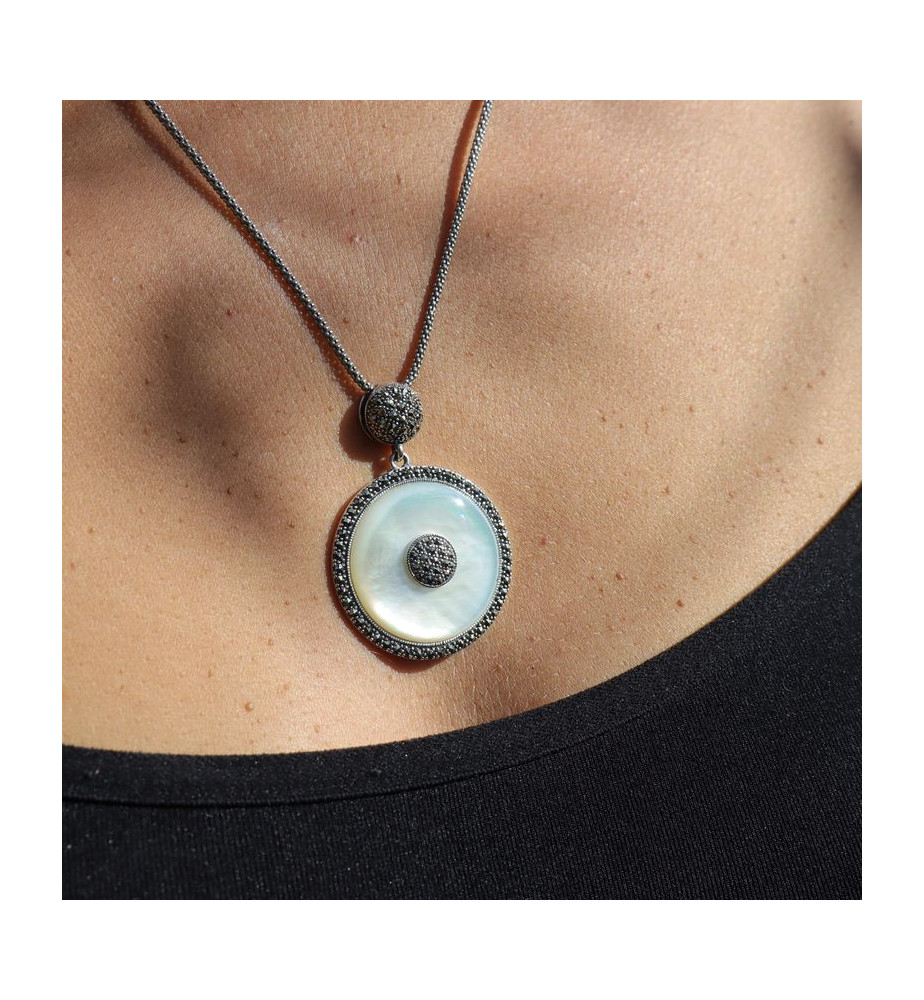 pendentif nacre marcassite