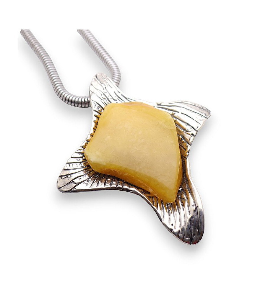 pendentif original argent et ambre jaune