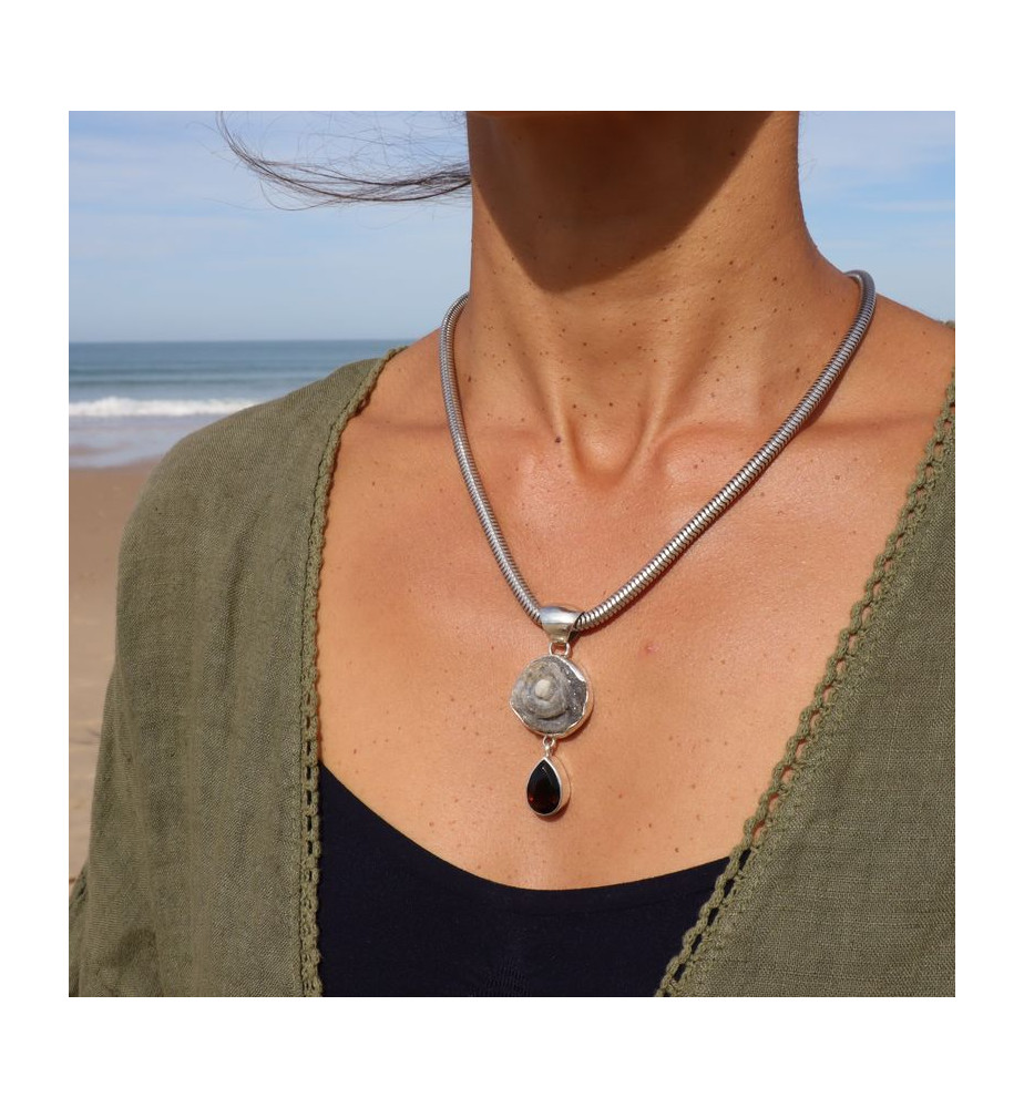 pendentif calcédoine