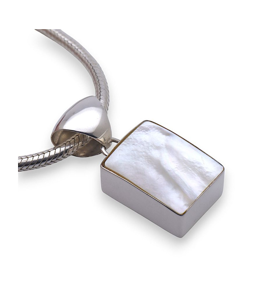 pendentif nacre blanche