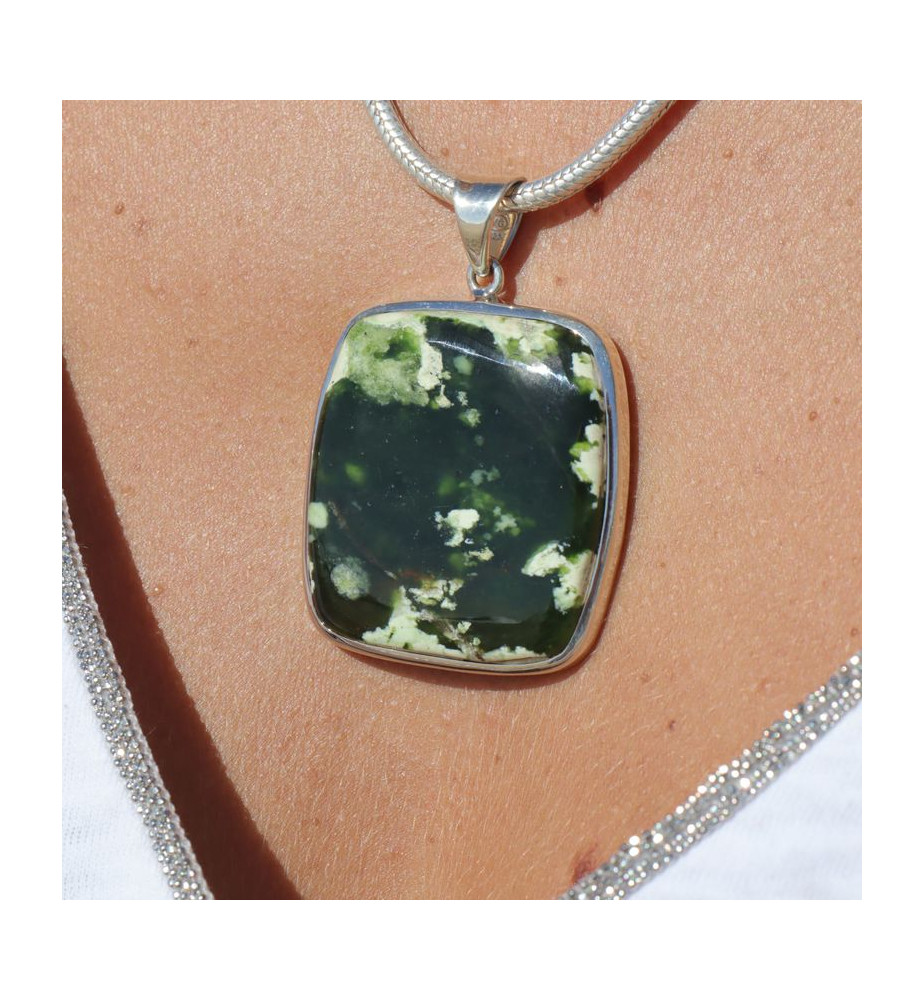 pendentif calcédoine chrome